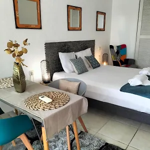 Bonheur à La Résidence Savane , Le Gosier (Grande-Terre) Guadeloupe